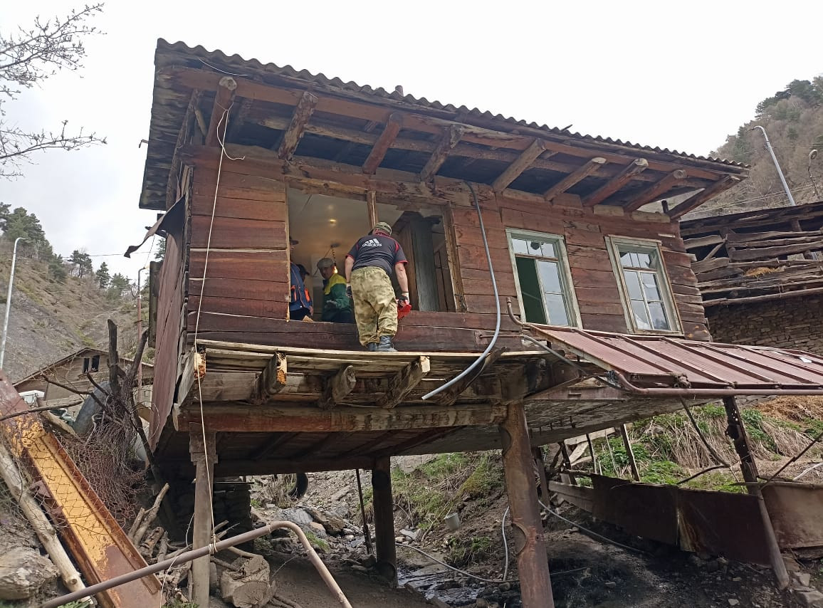 Рестоврация здании сероводородных ванн могь "АМИН"